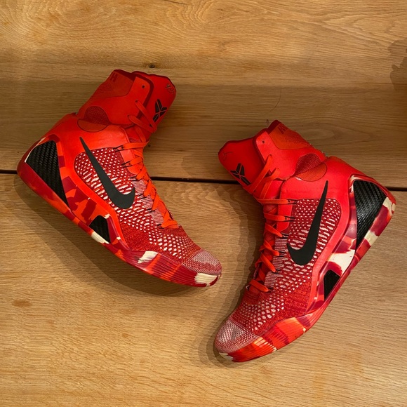 Nike Kobe 9 Elite “Christmas” - Size 11.5 US NO BOX (Lightly Used/Like New) - Picture 4 of 7